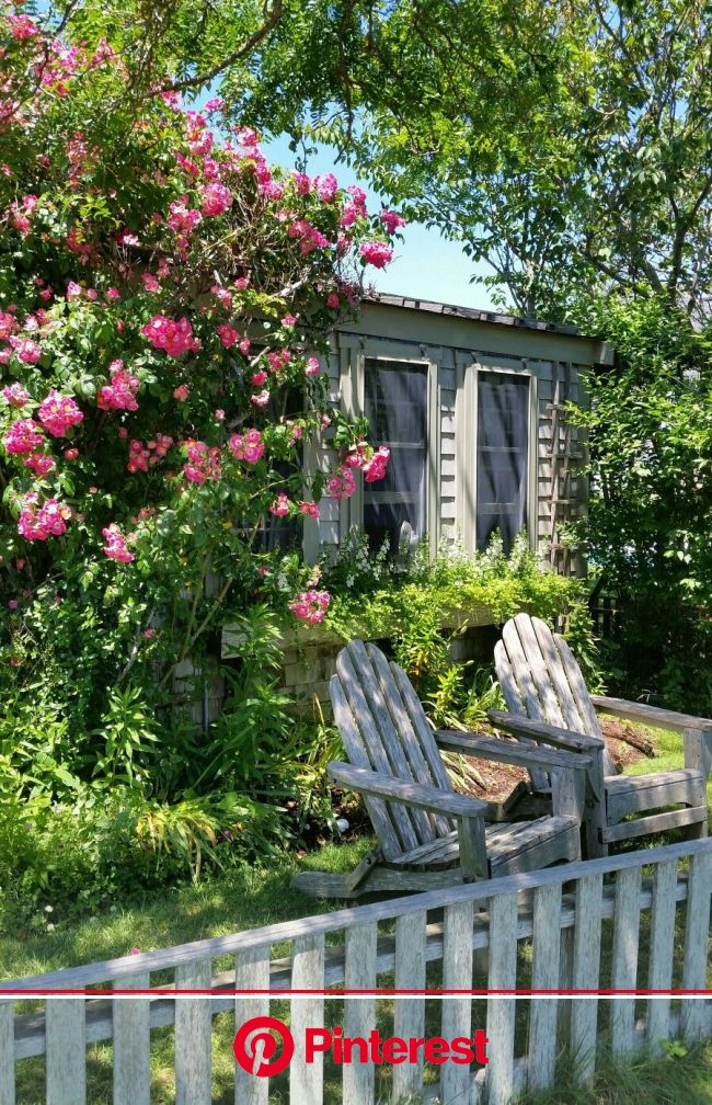 The guest cottages at the The Summerhouse on Nantucket | Nantucket cottage, Cottage garden, Dream house exterior