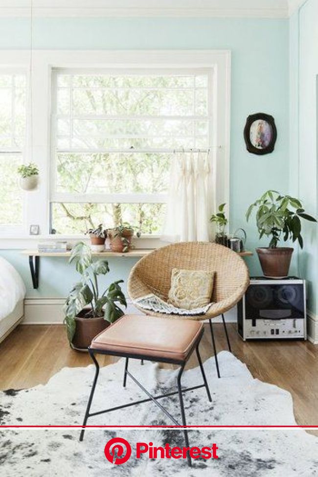 A 106 Year Old Minneapolis House With Chill Scandinavian Vibes Teal Living Rooms Mid Century Modern Living Room Living Room Decor Modern Painless Life