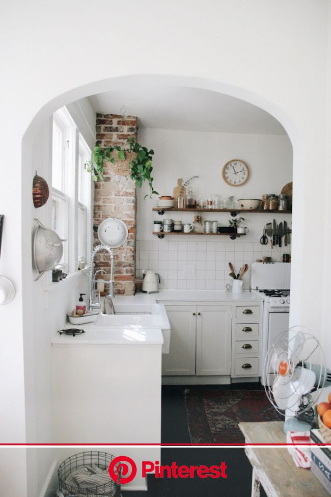 Inside The Nashville Home Of An Airbnb Instagram Star The Everygirl Kitchen Remodel Small Home Kitchens Kitchen Interior Painless Life